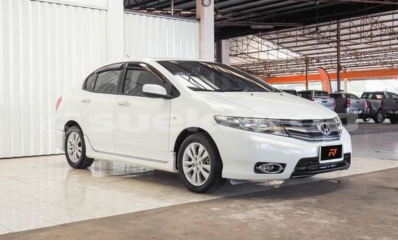 Buy Used Honda City White Car in Bangkok in Bangkok Buy Used Honda City White Car in Bangkok in Bangkok