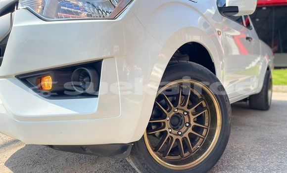 ซื้อ รถมือสอง Isuzu D-Max ขาว รถยนต์ ใน %{เมือง} ใน กรุงเทพมหานคร ซื้อ รถมือสอง Isuzu D-Max ขาว รถยนต์ ใน %{เมือง} ใน กรุงเทพมหานคร