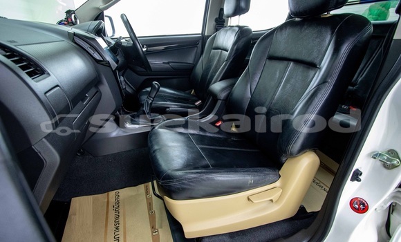 ซื้อ รถมือสอง Isuzu D-Max ขาว รถยนต์ ใน %{เมือง} ใน กรุงเทพมหานคร ซื้อ รถมือสอง Isuzu D-Max ขาว รถยนต์ ใน %{เมือง} ใน กรุงเทพมหานคร