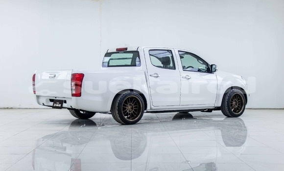 ซื้อ รถมือสอง Isuzu D-Max ขาว รถยนต์ ใน %{เมือง} ใน กรุงเทพมหานคร ซื้อ รถมือสอง Isuzu D-Max ขาว รถยนต์ ใน %{เมือง} ใน กรุงเทพมหานคร