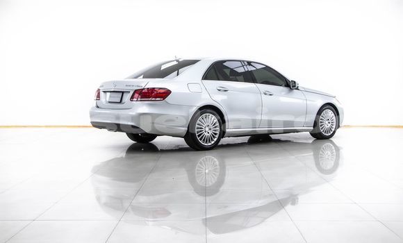 Buy Used Mercedes-Benz E-Classe Other Car in Bangkok in Bangkok Buy Used Mercedes-Benz E-Classe Other Car in Bangkok in Bangkok