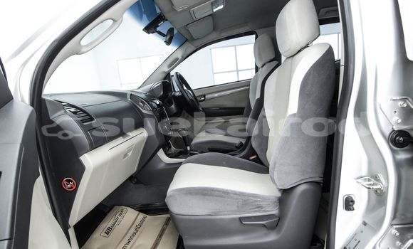 Buy Used Chevrolet TrailBlazer Other Car in Bangkok in Bangkok Buy Used Chevrolet TrailBlazer Other Car in Bangkok in Bangkok