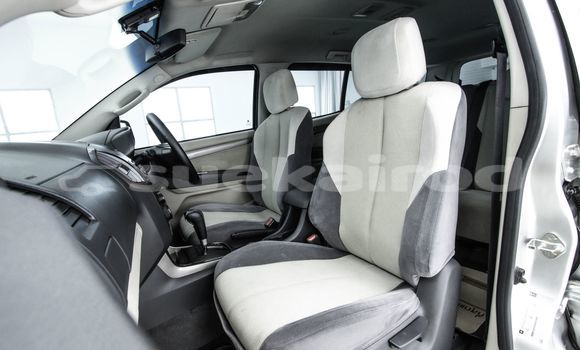 Buy Used Chevrolet TrailBlazer Other Car in Bangkok in Bangkok Buy Used Chevrolet TrailBlazer Other Car in Bangkok in Bangkok