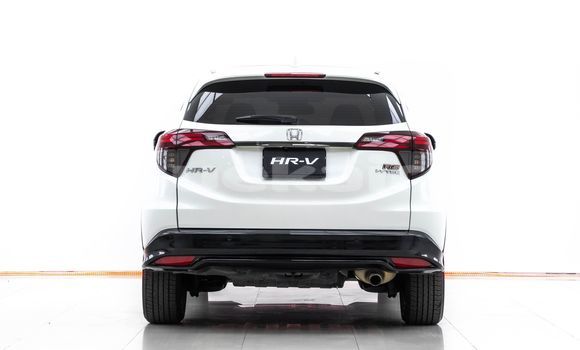 Buy Used Honda HR-V White Car in Bangkok in Bangkok Buy Used Honda HR-V White Car in Bangkok in Bangkok