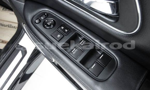 Buy Used Honda HR-V White Car in Bangkok in Bangkok Buy Used Honda HR-V White Car in Bangkok in Bangkok