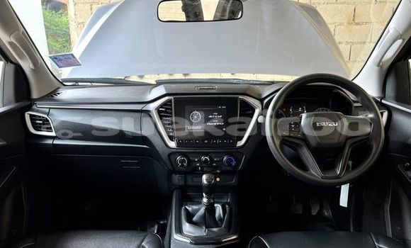 ซื้อ รถมือสอง Isuzu D-Max เงิน รถยนต์ ใน %{เมือง} ใน กรุงเทพมหานคร ซื้อ รถมือสอง Isuzu D-Max เงิน รถยนต์ ใน %{เมือง} ใน กรุงเทพมหานคร