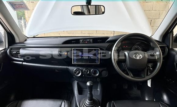 ซื้อ รถมือสอง Toyota Hiluxe Revo ขาว รถยนต์ ใน %{เมือง} ใน กรุงเทพมหานคร ซื้อ รถมือสอง Toyota Hiluxe Revo ขาว รถยนต์ ใน %{เมือง} ใน กรุงเทพมหานคร