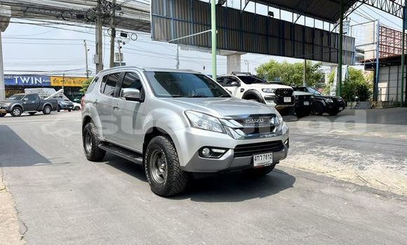 ซื้อ รถมือสอง Isuzu MU-X เงิน รถยนต์ ใน %{เมือง} ใน กรุงเทพมหานคร ซื้อ รถมือสอง Isuzu MU-X เงิน รถยนต์ ใน %{เมือง} ใน กรุงเทพมหานคร