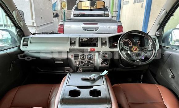 ซื้อ รถมือสอง Toyota Hiace ขาว รถยนต์ ใน %{เมือง} ใน กรุงเทพมหานคร ซื้อ รถมือสอง Toyota Hiace ขาว รถยนต์ ใน %{เมือง} ใน กรุงเทพมหานคร