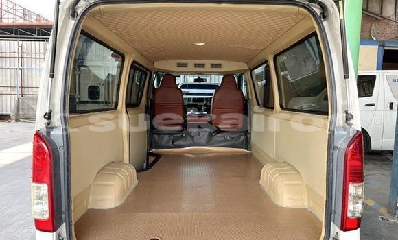 ซื้อ รถมือสอง Toyota Hiace ขาว รถยนต์ ใน %{เมือง} ใน กรุงเทพมหานคร ซื้อ รถมือสอง Toyota Hiace ขาว รถยนต์ ใน %{เมือง} ใน กรุงเทพมหานคร