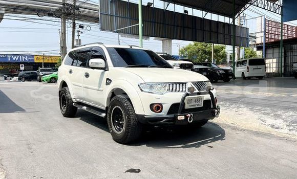 ซื้อ รถมือสอง Mitsubishi Pajero Sport ขาว รถยนต์ ใน %{เมือง} ใน กรุงเทพมหานคร ซื้อ รถมือสอง Mitsubishi Pajero Sport ขาว รถยนต์ ใน %{เมือง} ใน กรุงเทพมหานคร