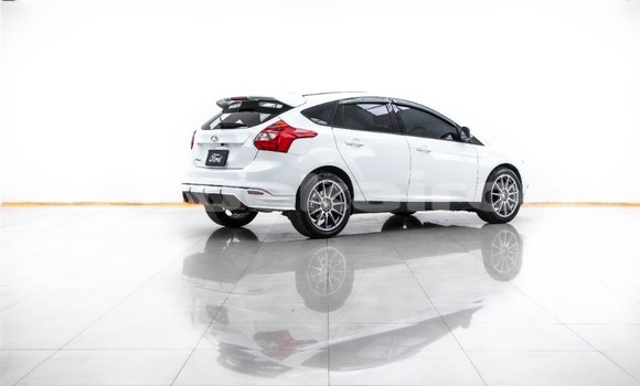 ซื้อ รถมือสอง Ford Focus ขาว รถยนต์ ใน %{เมือง} ใน กรุงเทพมหานคร ซื้อ รถมือสอง Ford Focus ขาว รถยนต์ ใน %{เมือง} ใน กรุงเทพมหานคร