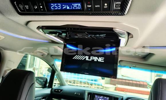 Buy Used Toyota Vellfire White Car in Bangkok in Bangkok Buy Used Toyota Vellfire White Car in Bangkok in Bangkok