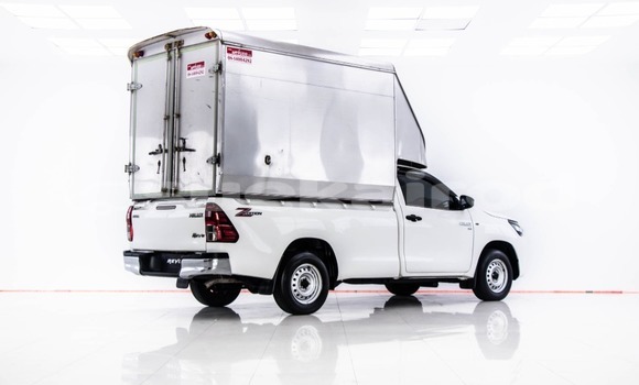 Buy Used Toyota Hiluxe Revo White Car in Bangkok in Bangkok Buy Used Toyota Hiluxe Revo White Car in Bangkok in Bangkok