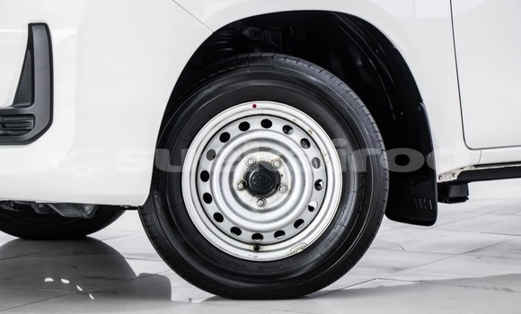 Buy Used Toyota Hiluxe Revo White Car in Bangkok in Bangkok Buy Used Toyota Hiluxe Revo White Car in Bangkok in Bangkok