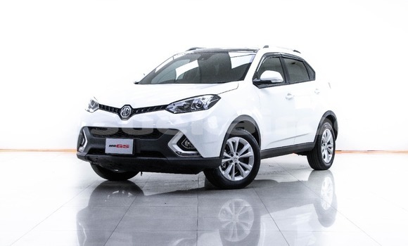 Buy Used MG GS White Car in Bangkok in Bangkok