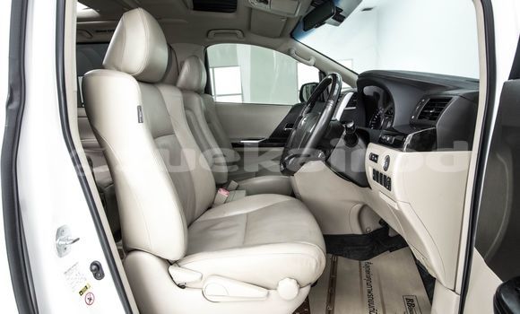 Buy Used Toyota Alphard White Car in Bangkok in Bangkok Buy Used Toyota Alphard White Car in Bangkok in Bangkok