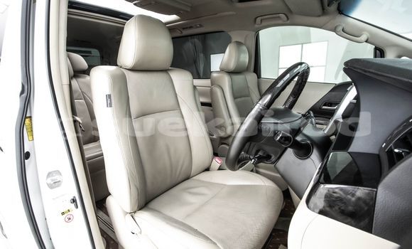 Buy Used Toyota Alphard White Car in Bangkok in Bangkok Buy Used Toyota Alphard White Car in Bangkok in Bangkok