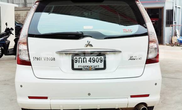 ซื้อ รถมือสอง Mitsubishi Space Wagon ขาว รถยนต์ ใน %{เมือง} ใน กรุงเทพมหานคร ซื้อ รถมือสอง Mitsubishi Space Wagon ขาว รถยนต์ ใน %{เมือง} ใน กรุงเทพมหานคร