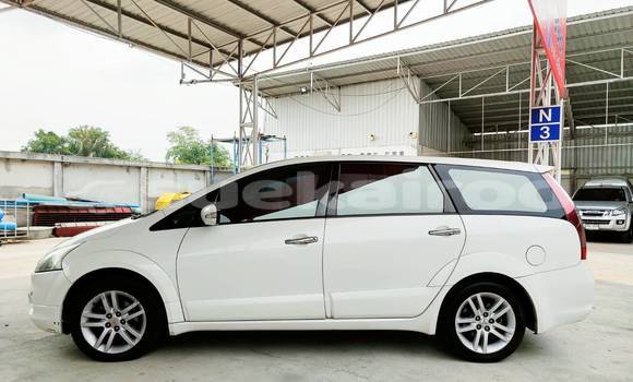 ซื้อ รถมือสอง Mitsubishi Space Wagon ขาว รถยนต์ ใน %{เมือง} ใน กรุงเทพมหานคร ซื้อ รถมือสอง Mitsubishi Space Wagon ขาว รถยนต์ ใน %{เมือง} ใน กรุงเทพมหานคร