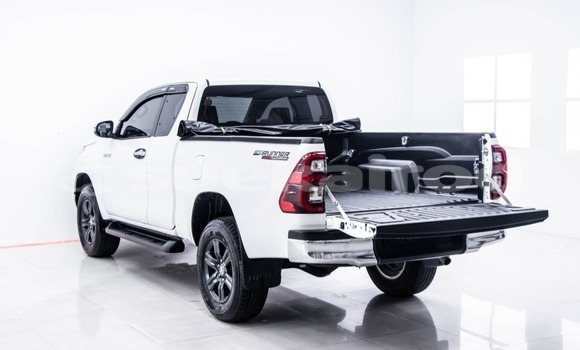 Buy Used Toyota Hiluxe Revo White Car in Bangkok in Bangkok Buy Used Toyota Hiluxe Revo White Car in Bangkok in Bangkok