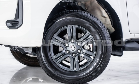 Buy Used Toyota Hiluxe Revo White Car in Bangkok in Bangkok Buy Used Toyota Hiluxe Revo White Car in Bangkok in Bangkok