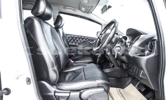 Buy Used Honda Jazz White Car in Bangkok in Bangkok Buy Used Honda Jazz White Car in Bangkok in Bangkok