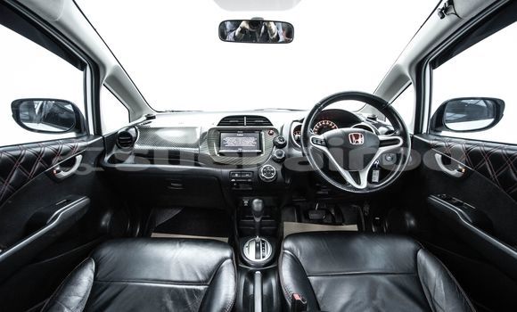 Buy Used Honda Jazz White Car in Bangkok in Bangkok Buy Used Honda Jazz White Car in Bangkok in Bangkok