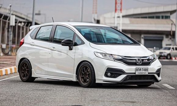 ซื้อ รถมือสอง Honda Jazz ขาว รถยนต์ ใน %{เมือง} ใน กรุงเทพมหานคร ซื้อ รถมือสอง Honda Jazz ขาว รถยนต์ ใน %{เมือง} ใน กรุงเทพมหานคร