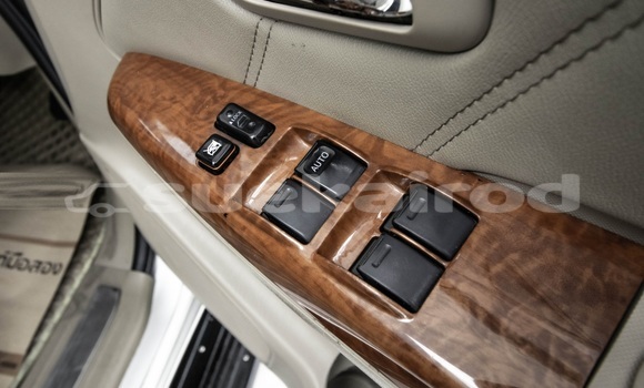 Buy Used Toyota Fortuner Brown Car in Bangkok in Bangkok Buy Used Toyota Fortuner Brown Car in Bangkok in Bangkok