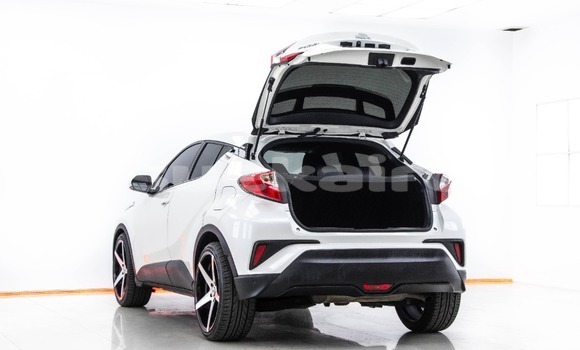 Buy Used Toyota C-HR White Car in Bangkok in Bangkok Buy Used Toyota C-HR White Car in Bangkok in Bangkok