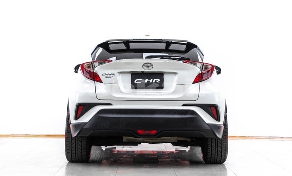Buy Used Toyota C-HR White Car in Bangkok in Bangkok Buy Used Toyota C-HR White Car in Bangkok in Bangkok