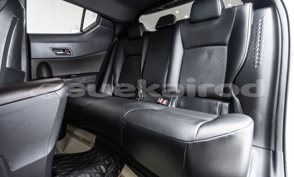 Buy Used Toyota C-HR White Car in Bangkok in Bangkok Buy Used Toyota C-HR White Car in Bangkok in Bangkok