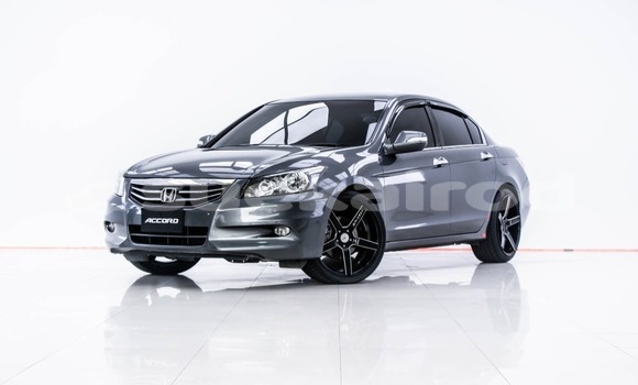 ซื้อ รถมือสอง Honda Accord อื่น ๆ รถยนต์ ใน %{เมือง} ใน กรุงเทพมหานคร