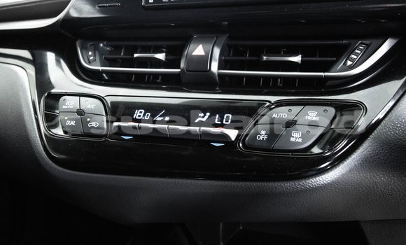 ซื้อ รถมือสอง Toyota C-HR ขาว รถยนต์ ใน %{เมือง} ใน กรุงเทพมหานคร ซื้อ รถมือสอง Toyota C-HR ขาว รถยนต์ ใน %{เมือง} ใน กรุงเทพมหานคร