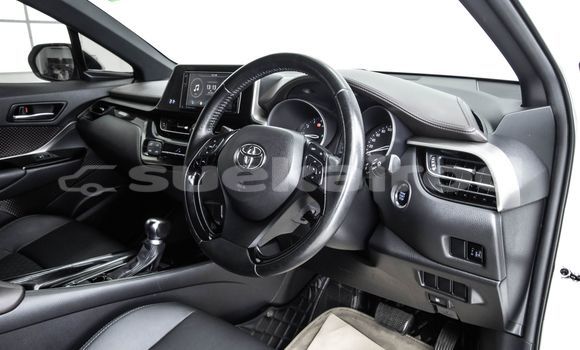 ซื้อ รถมือสอง Toyota C-HR ขาว รถยนต์ ใน %{เมือง} ใน กรุงเทพมหานคร ซื้อ รถมือสอง Toyota C-HR ขาว รถยนต์ ใน %{เมือง} ใน กรุงเทพมหานคร