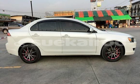 ซื้อ รถมือสอง Mitsubishi Lancer ขาว รถยนต์ ใน %{เมือง} ใน กรุงเทพมหานคร ซื้อ รถมือสอง Mitsubishi Lancer ขาว รถยนต์ ใน %{เมือง} ใน กรุงเทพมหานคร