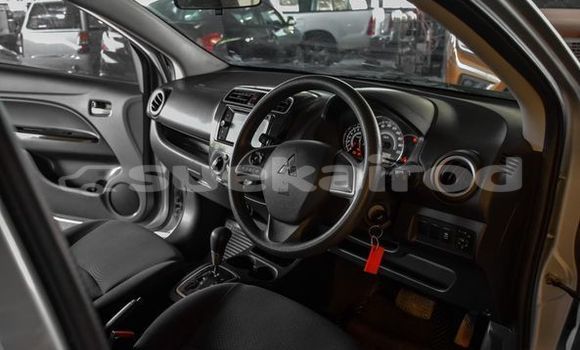 ซื้อ รถมือสอง Mitsubishi Attrage เงิน รถยนต์ ใน %{เมือง} ใน กรุงเทพมหานคร ซื้อ รถมือสอง Mitsubishi Attrage เงิน รถยนต์ ใน %{เมือง} ใน กรุงเทพมหานคร