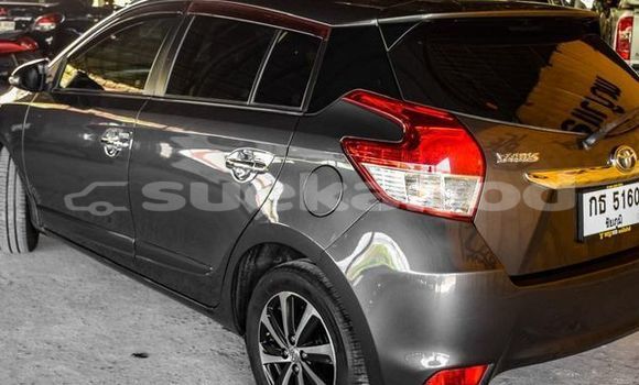 ซื้อ รถมือสอง Toyota Yaris สีดำ รถยนต์ ใน %{เมือง} ใน กรุงเทพมหานคร ซื้อ รถมือสอง Toyota Yaris สีดำ รถยนต์ ใน %{เมือง} ใน กรุงเทพมหานคร