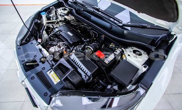 Buy Used Honda CR-V White Car in Bangkok in Bangkok Buy Used Honda CR-V White Car in Bangkok in Bangkok