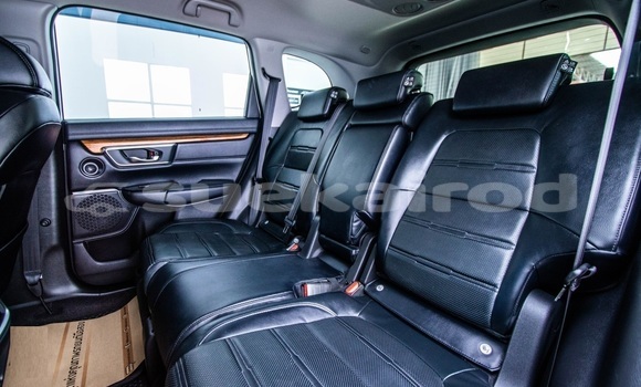 Buy Used Honda CR-V White Car in Bangkok in Bangkok Buy Used Honda CR-V White Car in Bangkok in Bangkok