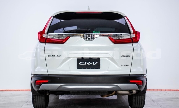 Buy Used Honda CR-V White Car in Bangkok in Bangkok Buy Used Honda CR-V White Car in Bangkok in Bangkok