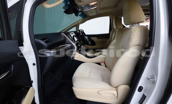 Buy Used Toyota Alphard White Car in Bangkok in Bangkok Buy Used Toyota Alphard White Car in Bangkok in Bangkok