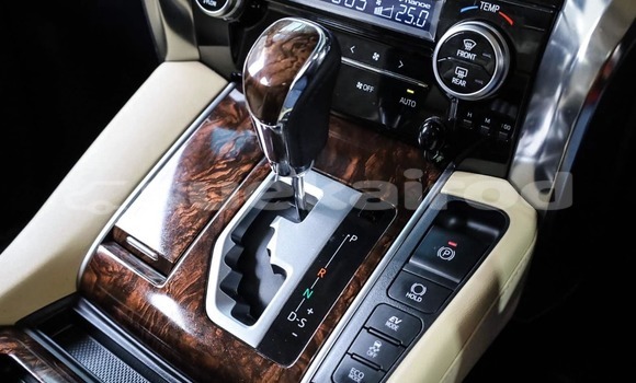 Buy Used Toyota Alphard White Car in Bangkok in Bangkok Buy Used Toyota Alphard White Car in Bangkok in Bangkok