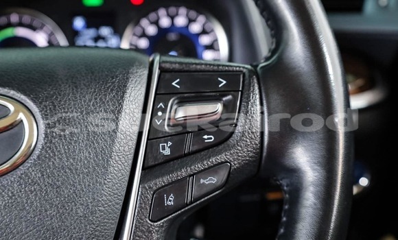 Buy Used Toyota Alphard White Car in Bangkok in Bangkok Buy Used Toyota Alphard White Car in Bangkok in Bangkok