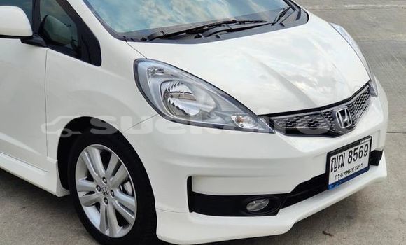 ซื้อ รถมือสอง Honda Jazz ขาว รถยนต์ ใน %{เมือง} ใน กรุงเทพมหานคร ซื้อ รถมือสอง Honda Jazz ขาว รถยนต์ ใน %{เมือง} ใน กรุงเทพมหานคร