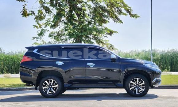 ซื้อ รถมือสอง Mitsubishi Pajero สีดำ รถยนต์ ใน %{เมือง} ใน กรุงเทพมหานคร ซื้อ รถมือสอง Mitsubishi Pajero สีดำ รถยนต์ ใน %{เมือง} ใน กรุงเทพมหานคร