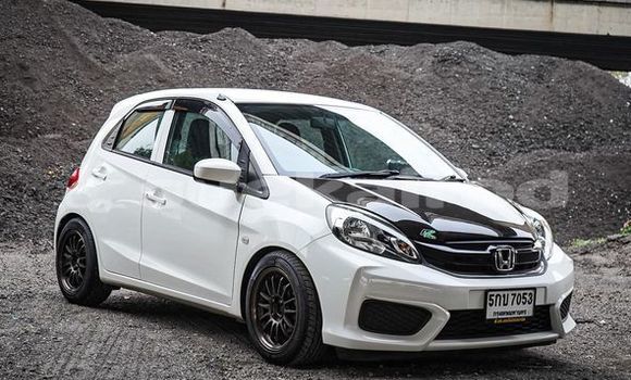 ซื้อ รถมือสอง Honda Brio ขาว รถยนต์ ใน %{เมือง} ใน กรุงเทพมหานคร ซื้อ รถมือสอง Honda Brio ขาว รถยนต์ ใน %{เมือง} ใน กรุงเทพมหานคร