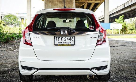 ซื้อ รถมือสอง Honda Jazz ขาว รถยนต์ ใน %{เมือง} ใน กรุงเทพมหานคร ซื้อ รถมือสอง Honda Jazz ขาว รถยนต์ ใน %{เมือง} ใน กรุงเทพมหานคร