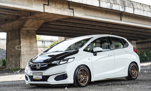 ซื้อ รถมือสอง Honda Jazz ขาว รถยนต์ ใน %{เมือง} ใน กรุงเทพมหานคร ซื้อ รถมือสอง Honda Jazz ขาว รถยนต์ ใน %{เมือง} ใน กรุงเทพมหานคร